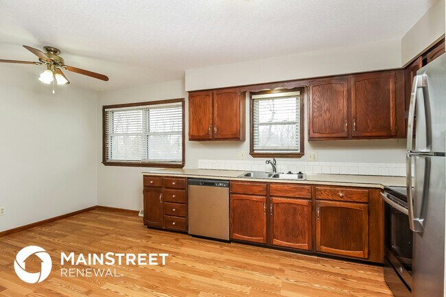 Photo - 201 S Ellison Way