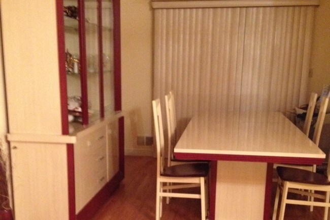 Photo - 456 Tivoli Ct Unit 1