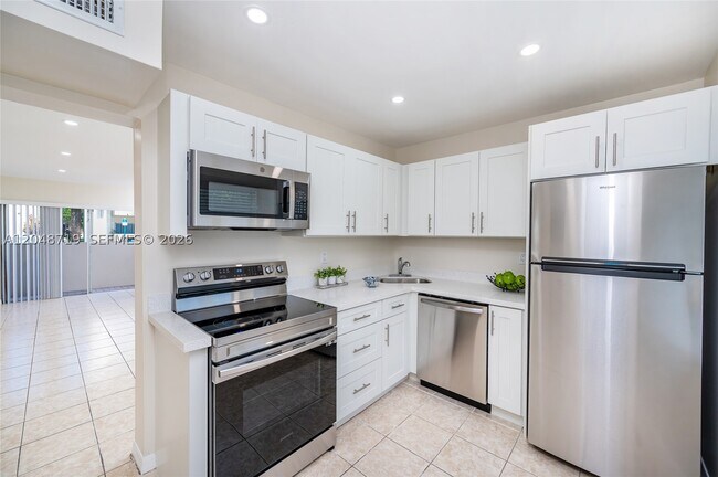 Photo - 7705 SW 86th St Unit B-114