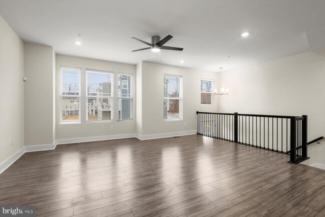 Photo - 304 Sweetbay Rd