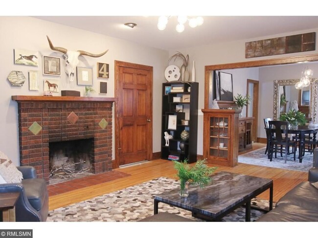 Photo - 3536 /3538 Girard Ave S