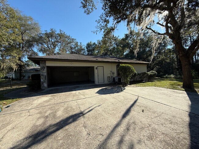 Photo - 2BR/2BA Home in Rainbow Springs Country Cl...