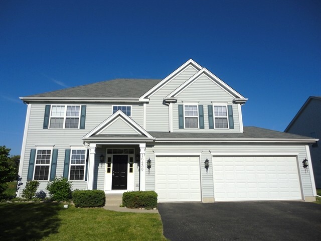 Photo - 16438 Fairfield Dr House