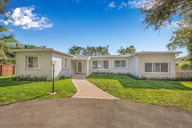 Building Photo - 6110 SW 79th St