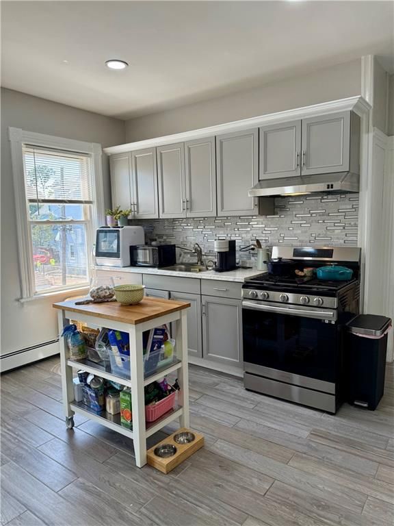 Building Photo - 57 Robin St