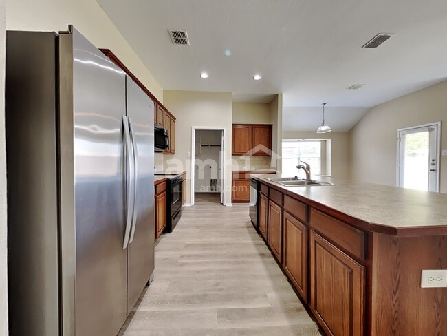 Photo - 4004 Heavenly Way