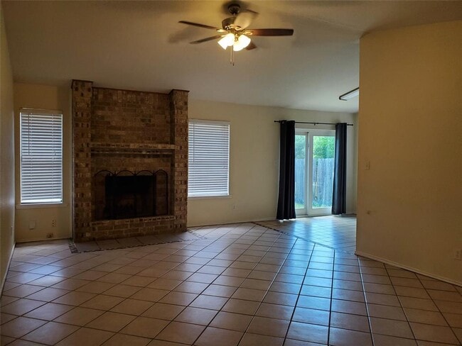 Photo - 2210 N Celia Dr