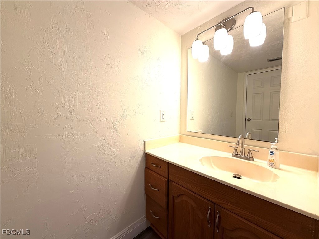 Photo - 3704 Broadway Unit 216