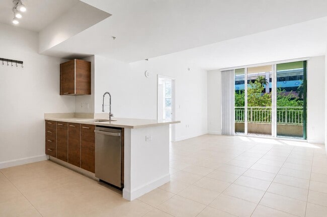 Building Photo - 480 Hibiscus St Unit 221