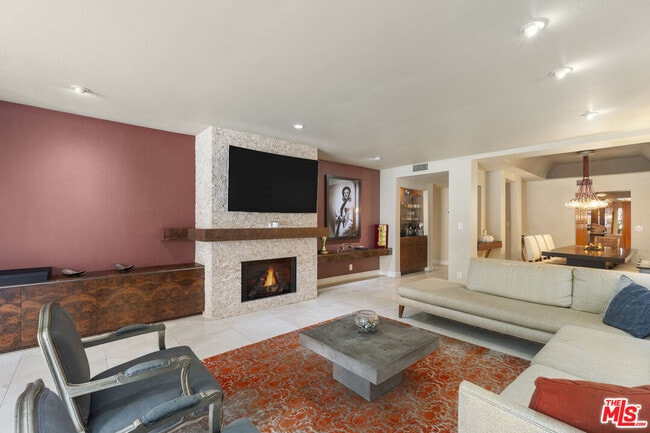 Photo - 8455 Fountain Ave Condo Unit 419