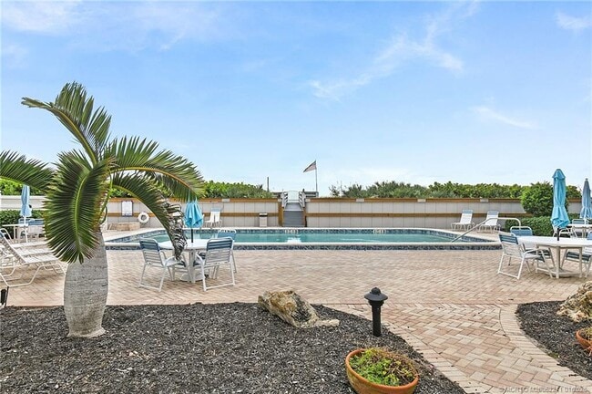 Building Photo - 2375 NE Ocean Blvd Unit E402