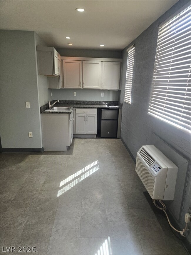 Photo - 223 N 9th St Unit 111