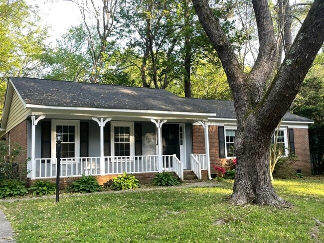 Photo - 6616 Lynndale Dr