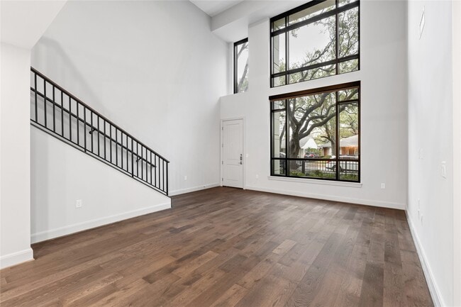 Photo - 2511 Willowick Rd