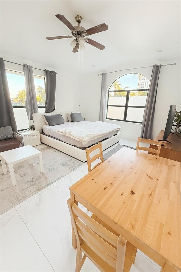 Photo - 1615 NE 108th St Unit A