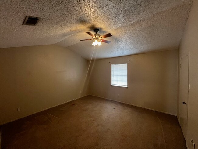 Photo - 85 E Caldwood Dr