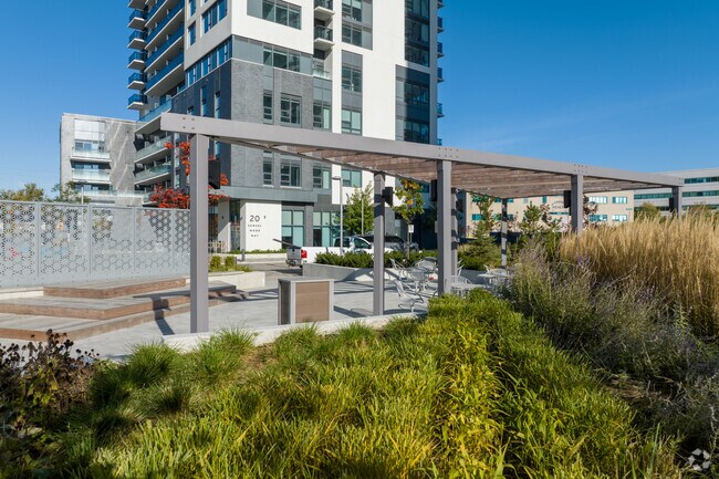 Photo - 20 Samuel Wood