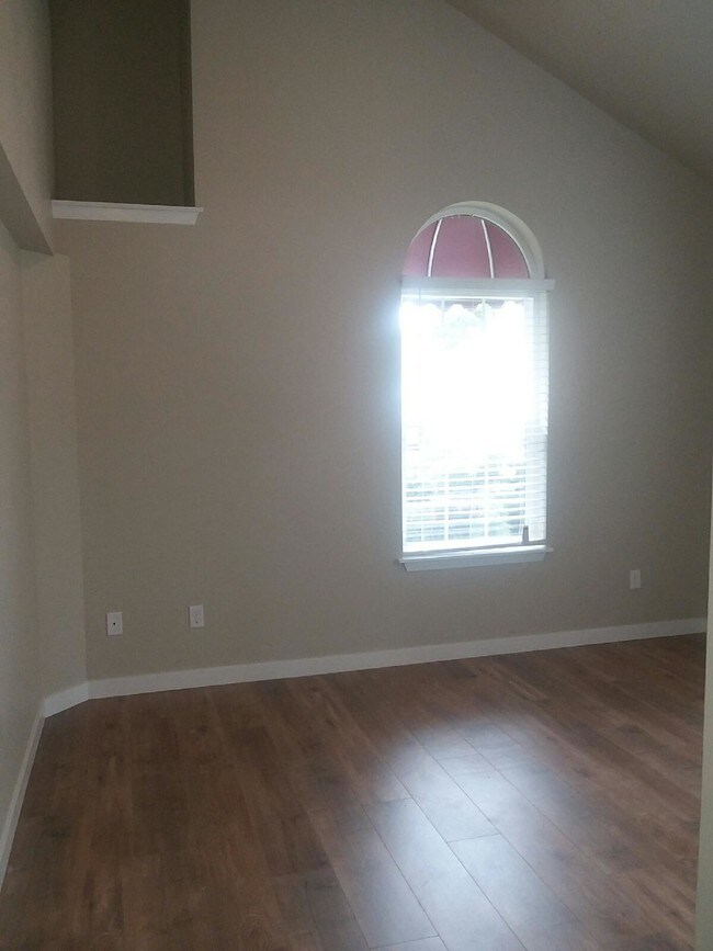 Photo - 2024 E 29th St Unidad A