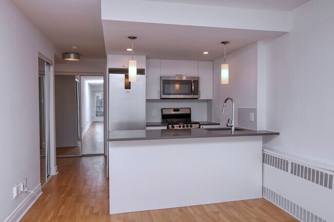 Photo - 3460 Durocher