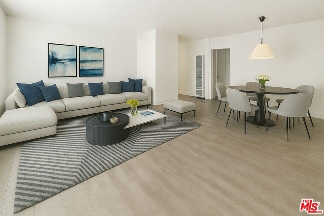 Building Photo - 1446 Cochran Ave