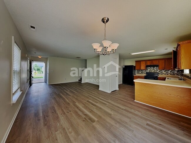 Photo - 6025 Namozine Ct