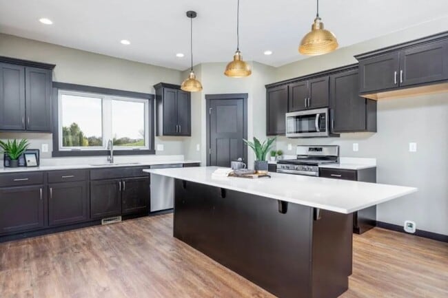 Photo - Newly Built 4 bedroom 3 bathroom Twinhome ...