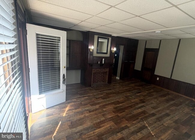 Photo - 18 N Pearl St