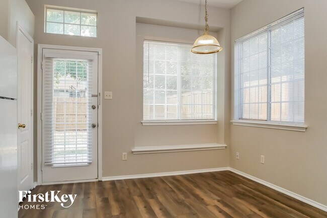 Photo - 9097 Brushy Creek Trail