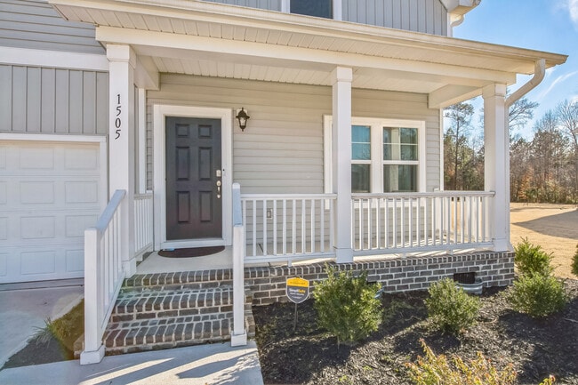 Photo - 1505 Tawny Vw Ln