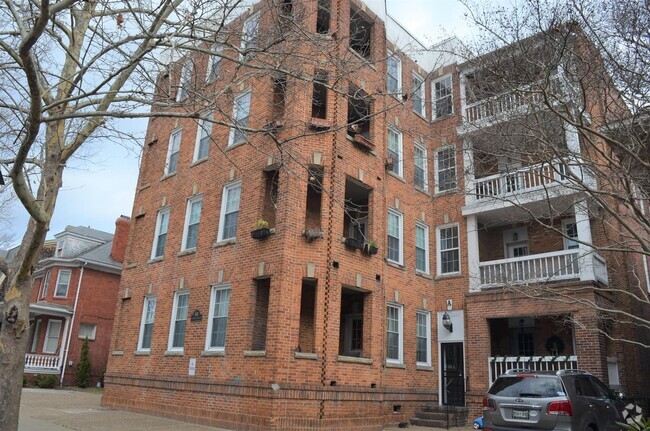 Building Photo - 610 W Princess Anne Rd Rental