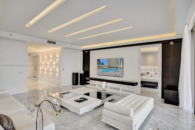 Photo - 9705 Collins Ave Unidad 702N