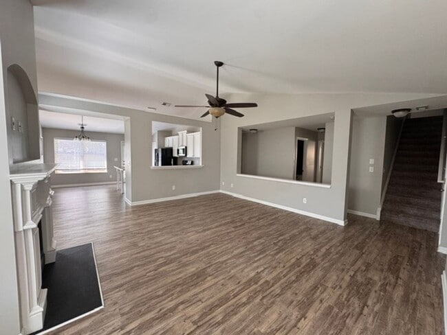 Photo - 333 Linman Dr