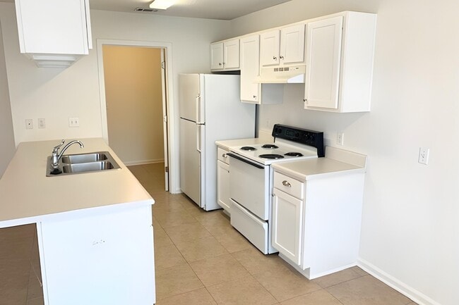 Photo - 499 Spring Brook Ln