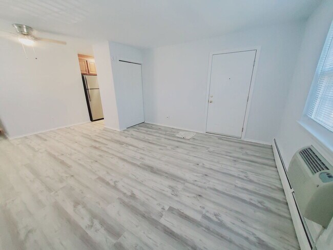 Photo - 151 Courtland Ave Unit 2