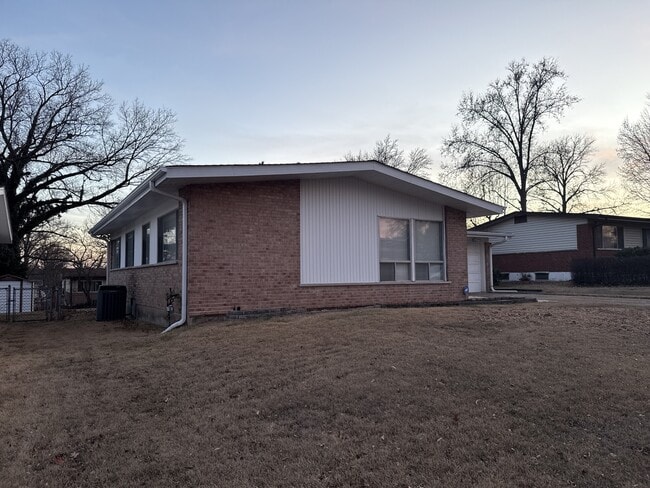 Photo - 1475 Hollywood Ln