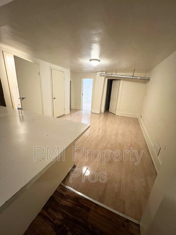 Photo - 2215-2217 S 19th St