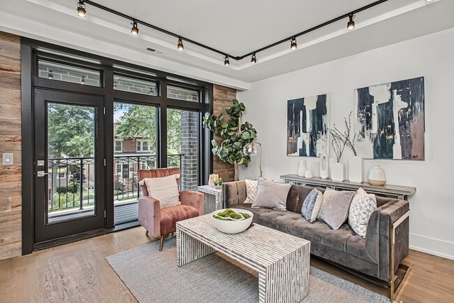 Photo - 6526 S Ingleside Ave