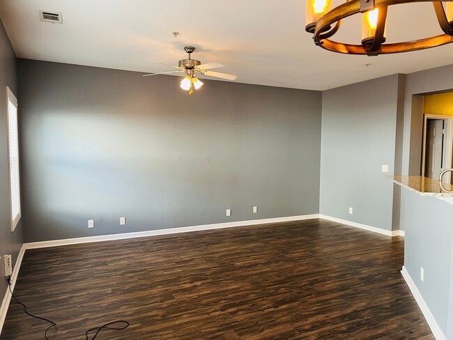 Photo - Sought after community, swimming/playground, courtyard, 1 car garage, 2 bed/2.5 bath, granite  co...