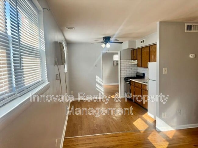 Building Photo - 9513 Hoff St