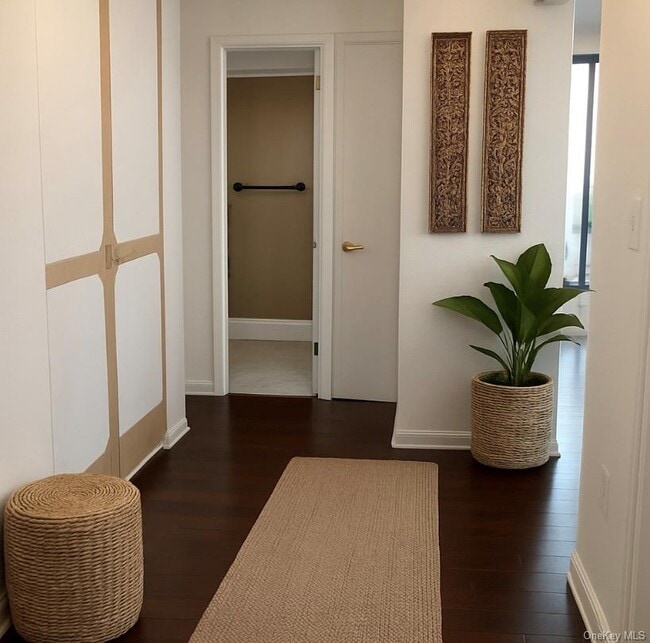 7 Essex Ln Unit B3