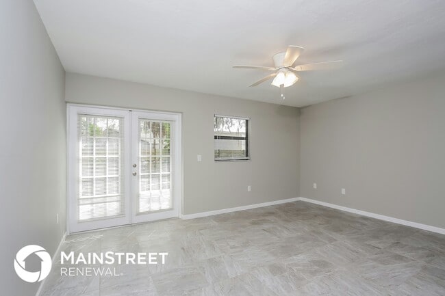 Photo - 816 65th Ave W