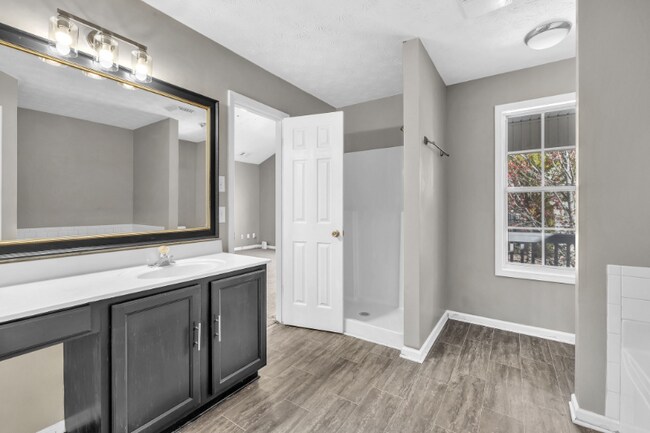 Photo - 732 Shadow Lake Dr