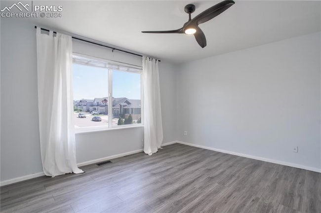 Photo - 4966 Hawk Meadow Dr