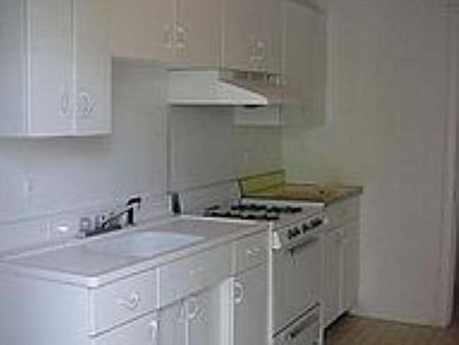 Photo - 3106 Patterson Ave Unit Apartment 1