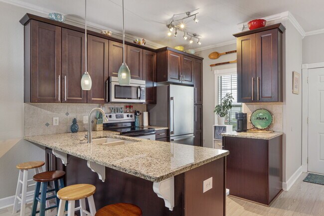 Photo - 2711 Bay Club Dr