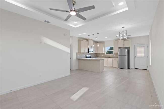16 Brookside Bend W St Unit 1