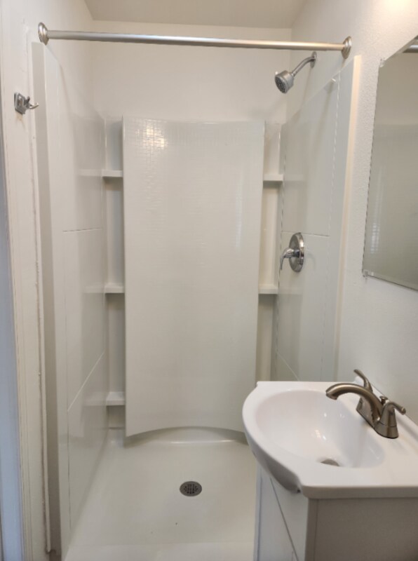 Photo - 1120 Montana St Unidad Apt 15