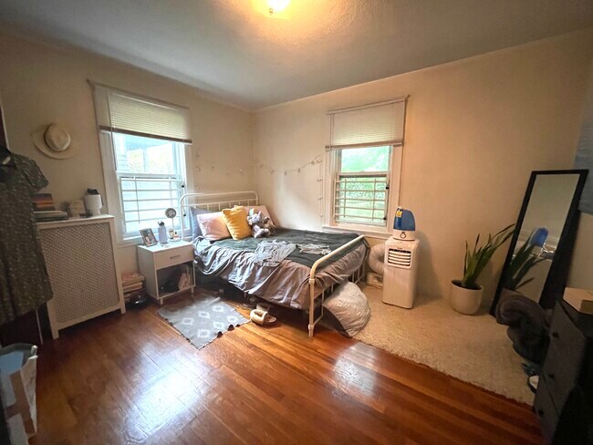 Photo - 14 Stockwell St Unit A2