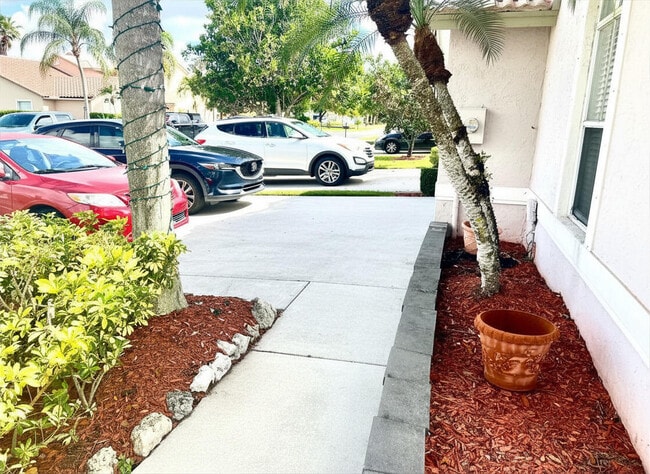 Photo - 10614 Lake Shore Dr