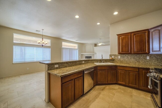 Photo - Spacious 3BR House in Bullhead City with a View of the Casinos